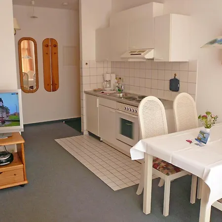 Haus Seeschwalbe Апартаменты Гёрен